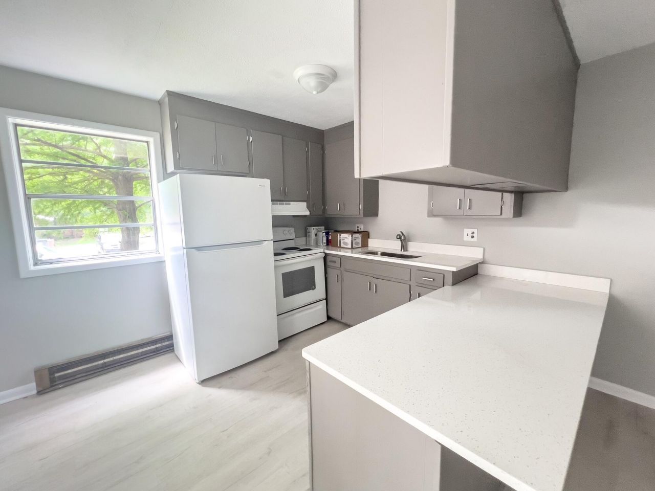 1922 Token Street Photo 6