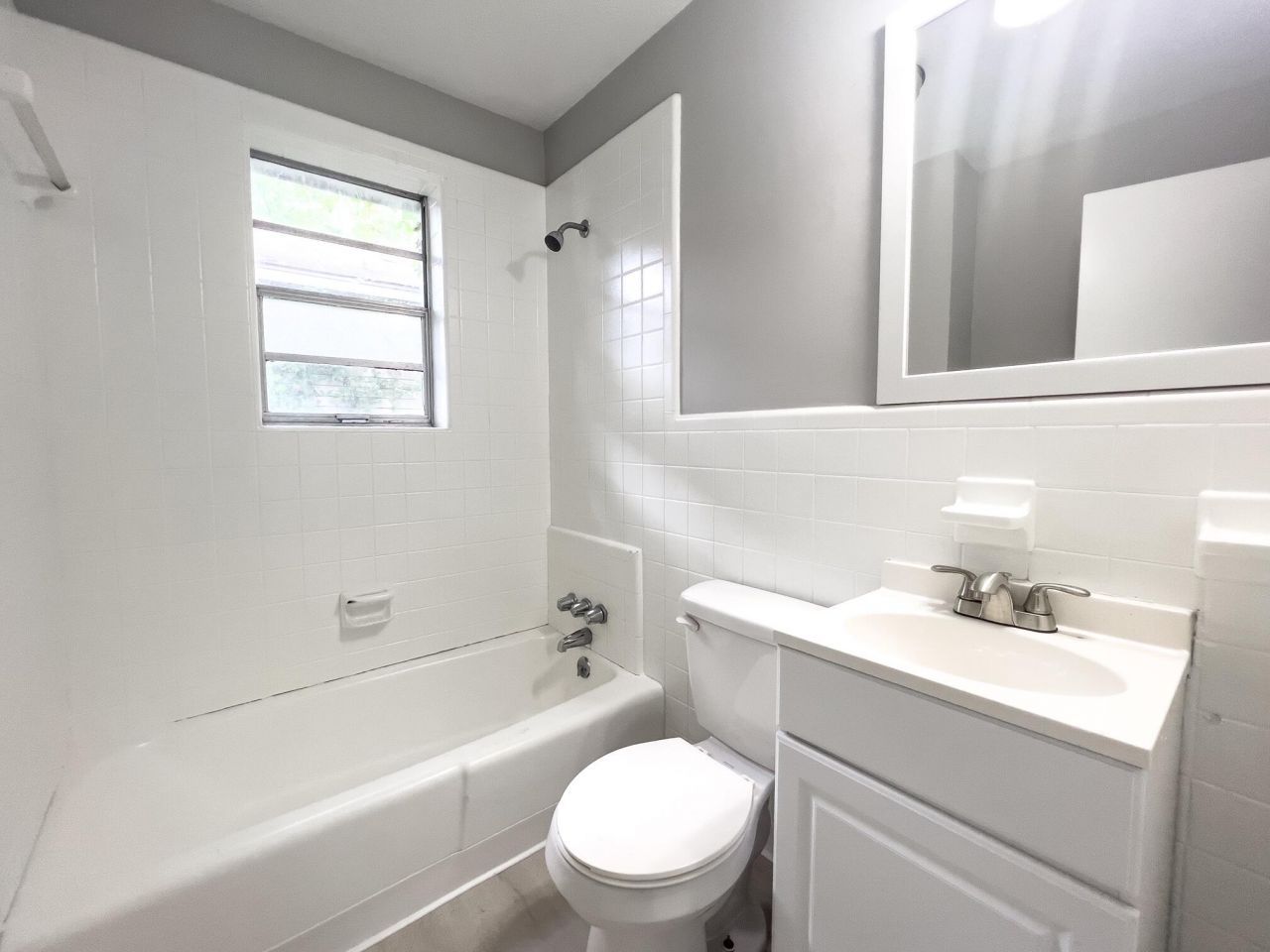 1922 Token Street Photo 7