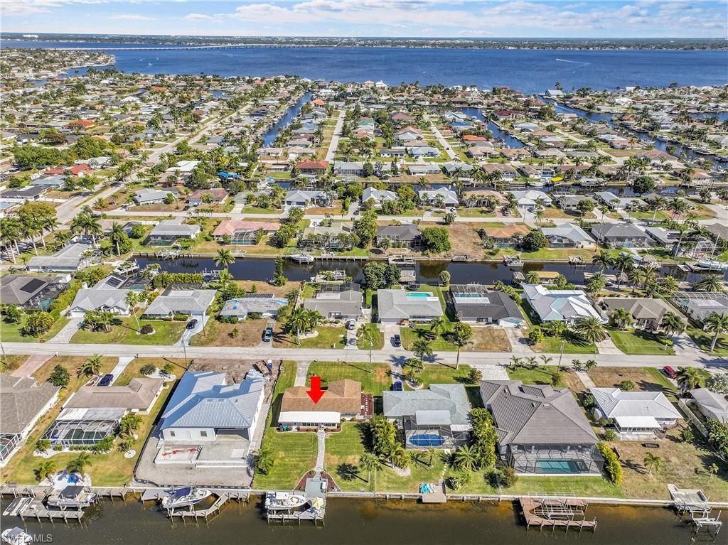 3018 SE 18th Pl, Cape Coral, FL 33904 Photo