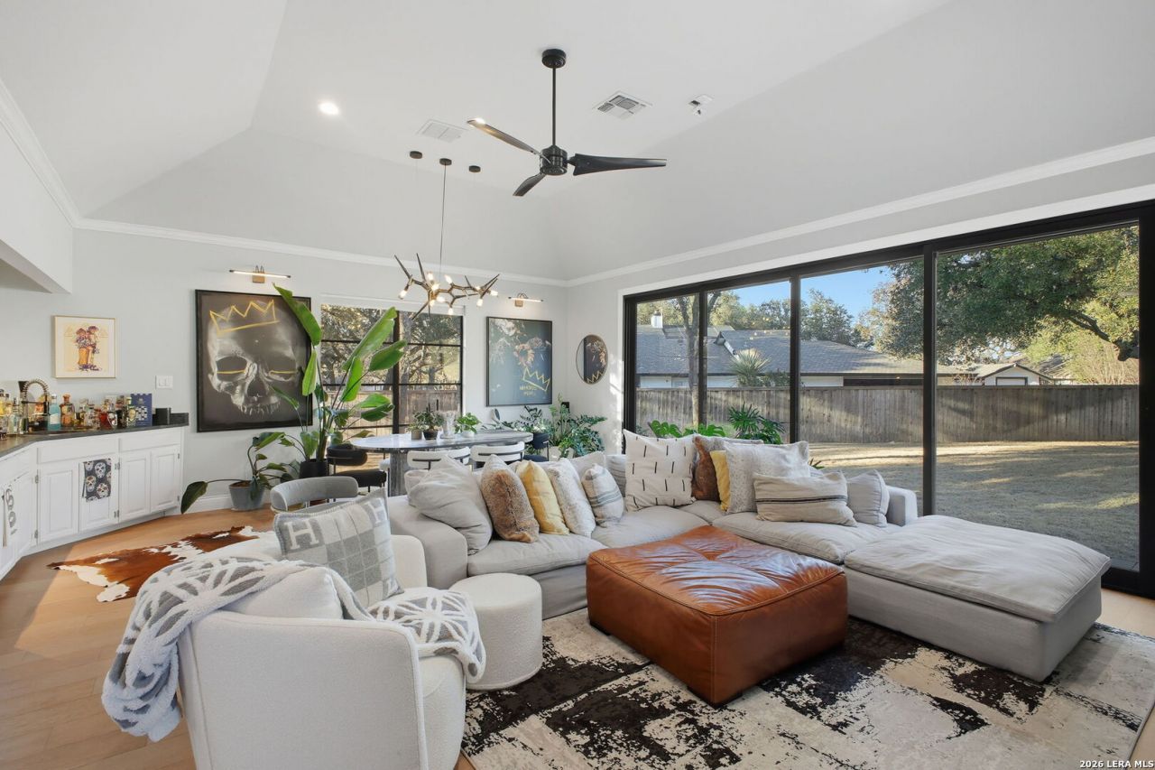 29606 No Le Hace, Fair Oaks Ranch, TX 78015 Main Photo