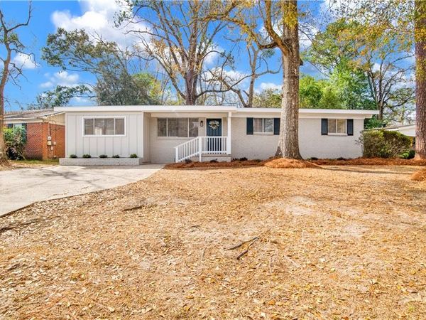 1000 Belvedere Circle E, Mobile, AL 36606