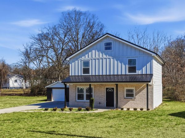 828 Henderson Avenue, Rossville, GA 30741