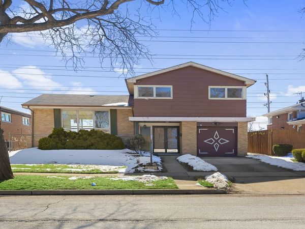 7745 Beckwith Road, Morton Grove, IL 60053