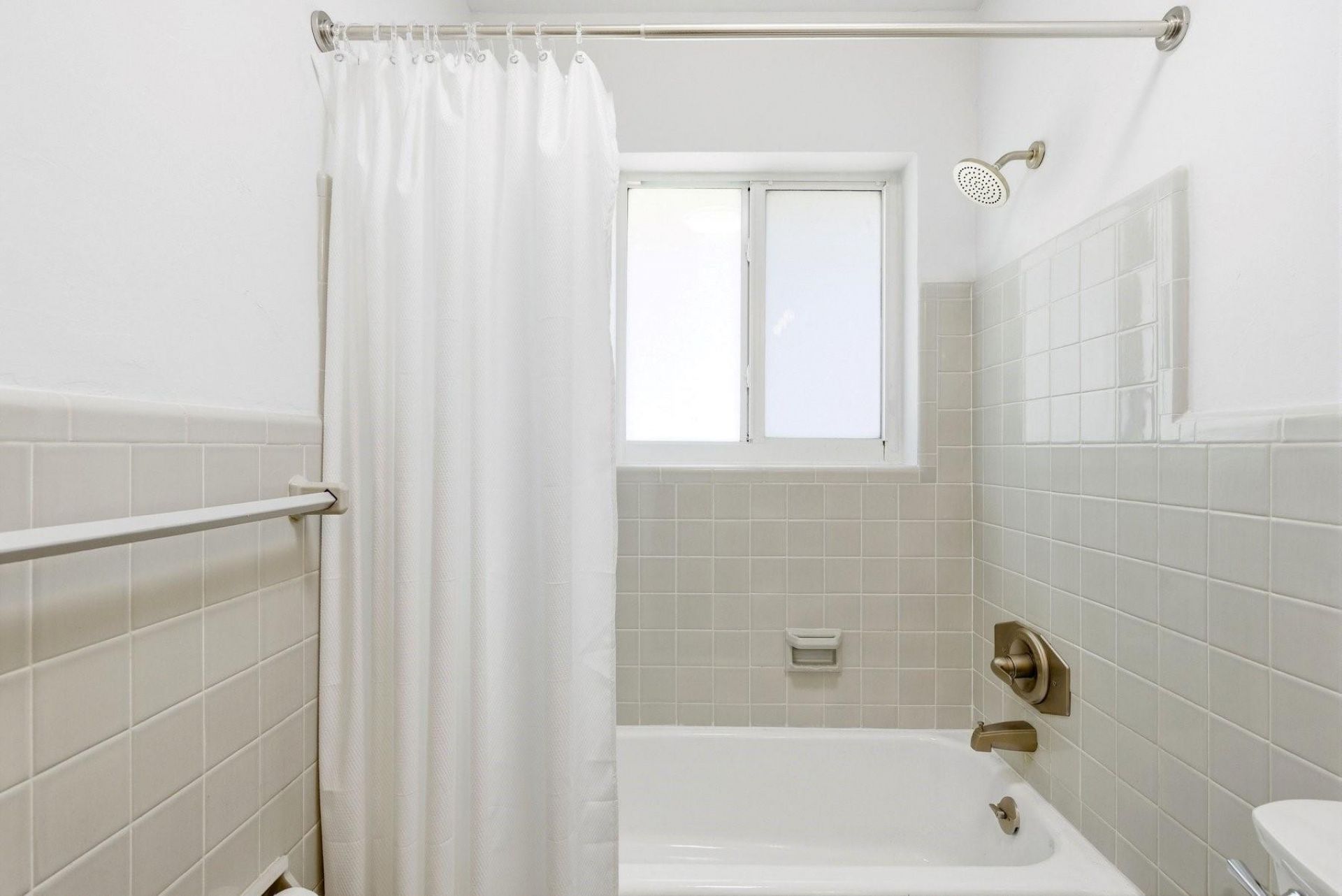 861 NE 9th Avenue, Pompano Beach, FL 33060 Photo