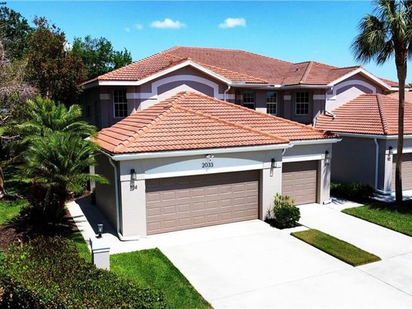2033 Crestview WAY, Unit 104, NAPLES, FL 34119
