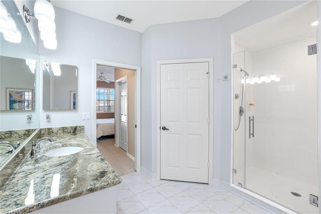 2033 Crestview Way, Unit 104, Naples, FL 34119 Photo