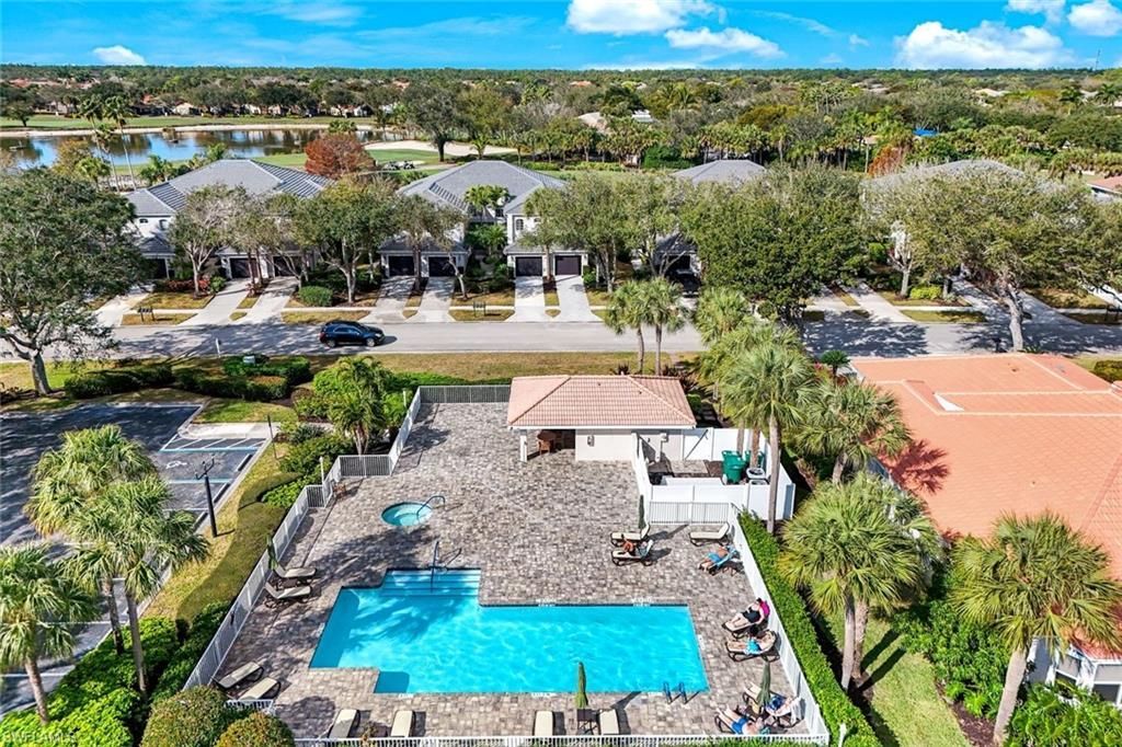 2033 Crestview Way, Unit 104, Naples, FL 34119 Photo