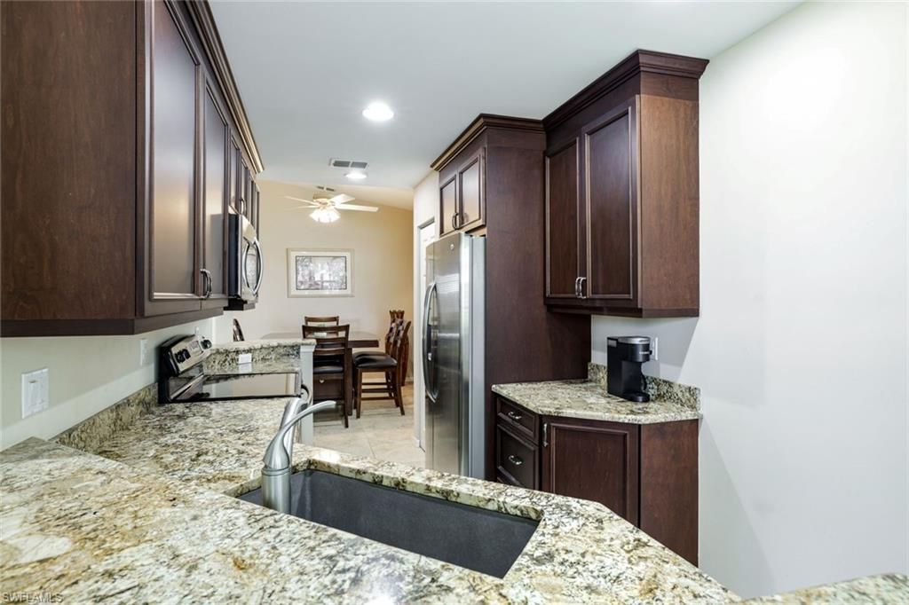 2033 Crestview Way, Unit 104, Naples, FL 34119 Photo