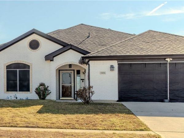 3306 Sherwood Forest Drive, Killeen, TX 76549