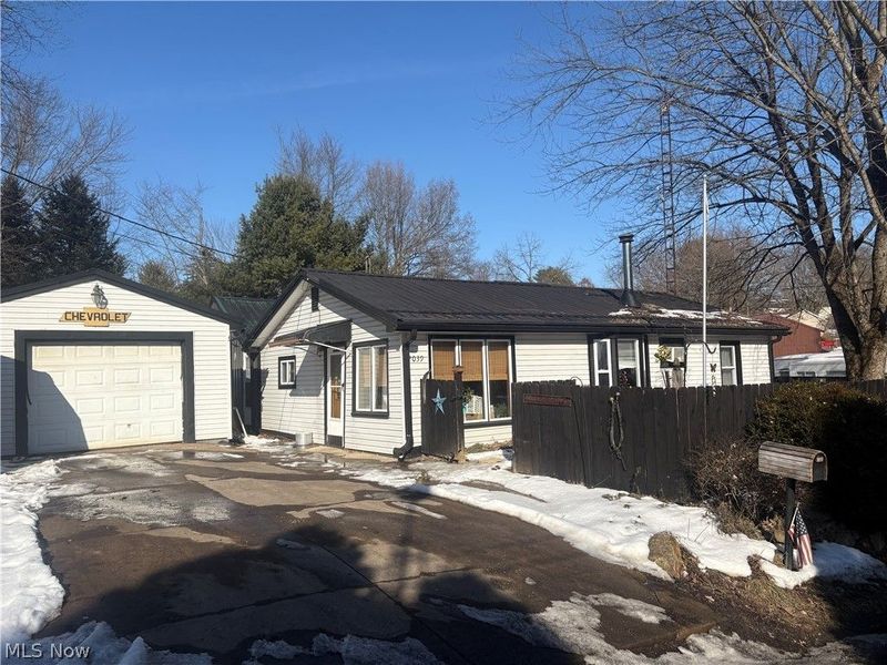 2039 Vesper Road SW, Carrollton, OH 44615 Photo 1