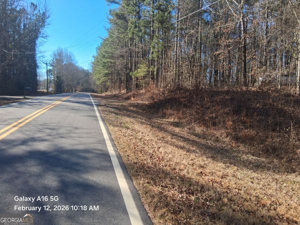 887 Allen, Grantville, GA 30220