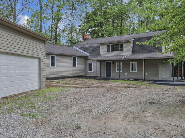 4287 Dragoo Road, Nashport, OH 43830