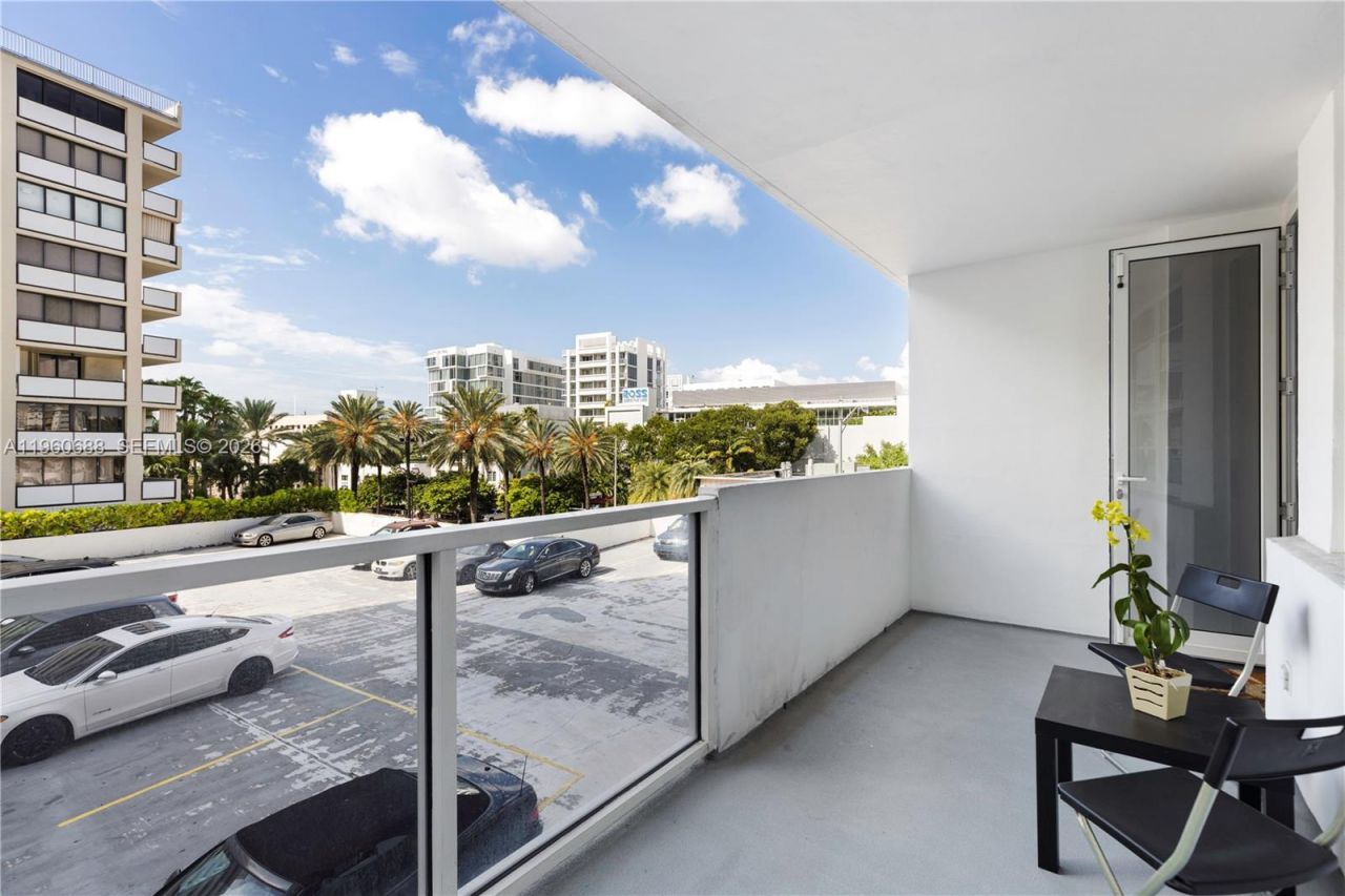 100 Lincoln Rd , Unit 307, Miami Beach, FL 33139 Photo