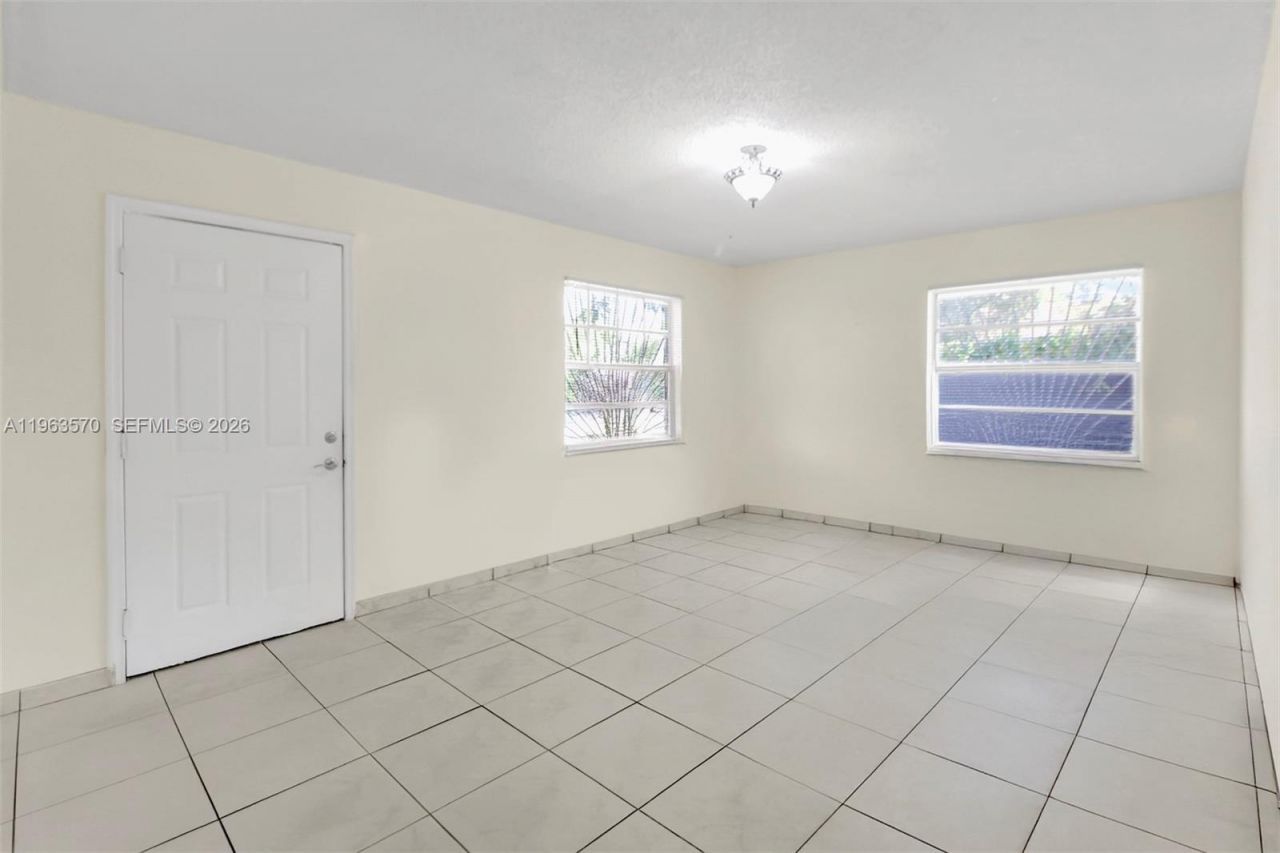 11324 SW 187th Ter, Miami, FL 33157 Photo