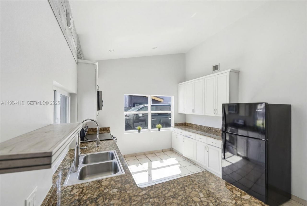 16794 Royal Poinciana Dr, Weston, FL 33326 Photo