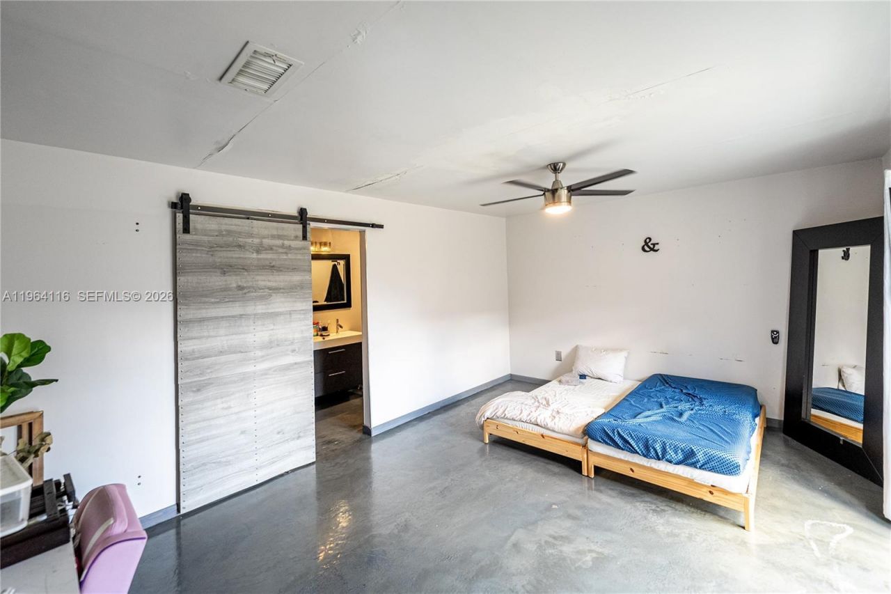 16794 Royal Poinciana Dr, Weston, FL 33326 Photo