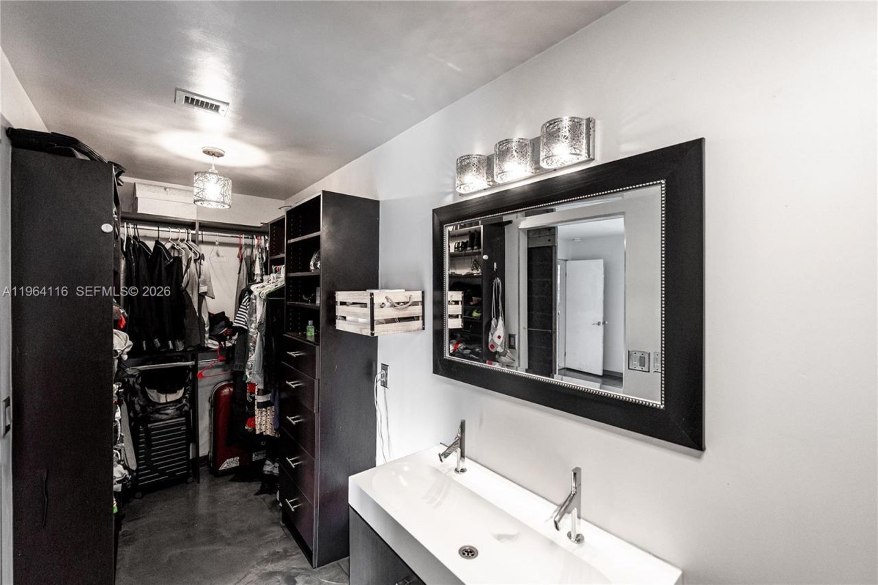 16794 Royal Poinciana Dr, Weston, FL 33326 Photo