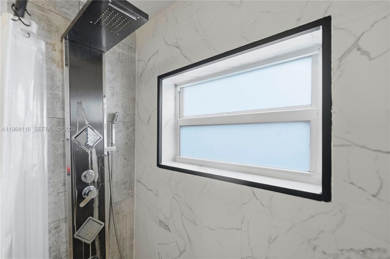 16794 Royal Poinciana Dr, Weston, FL 33326 Photo