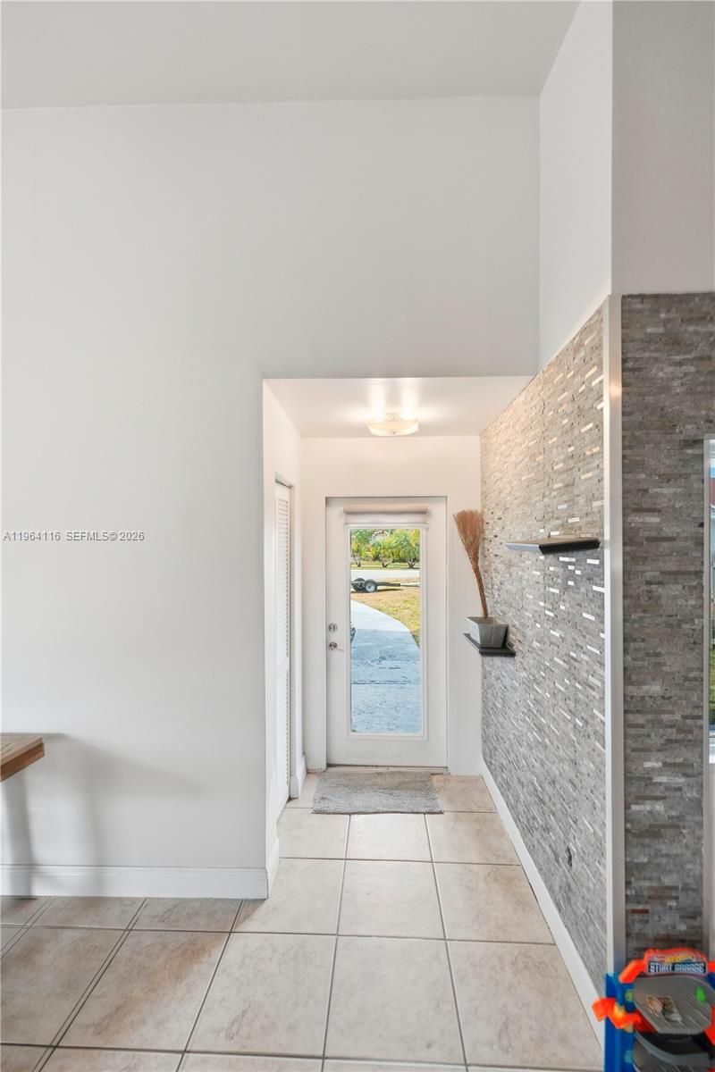 16794 Royal Poinciana Dr, Weston, FL 33326 Photo