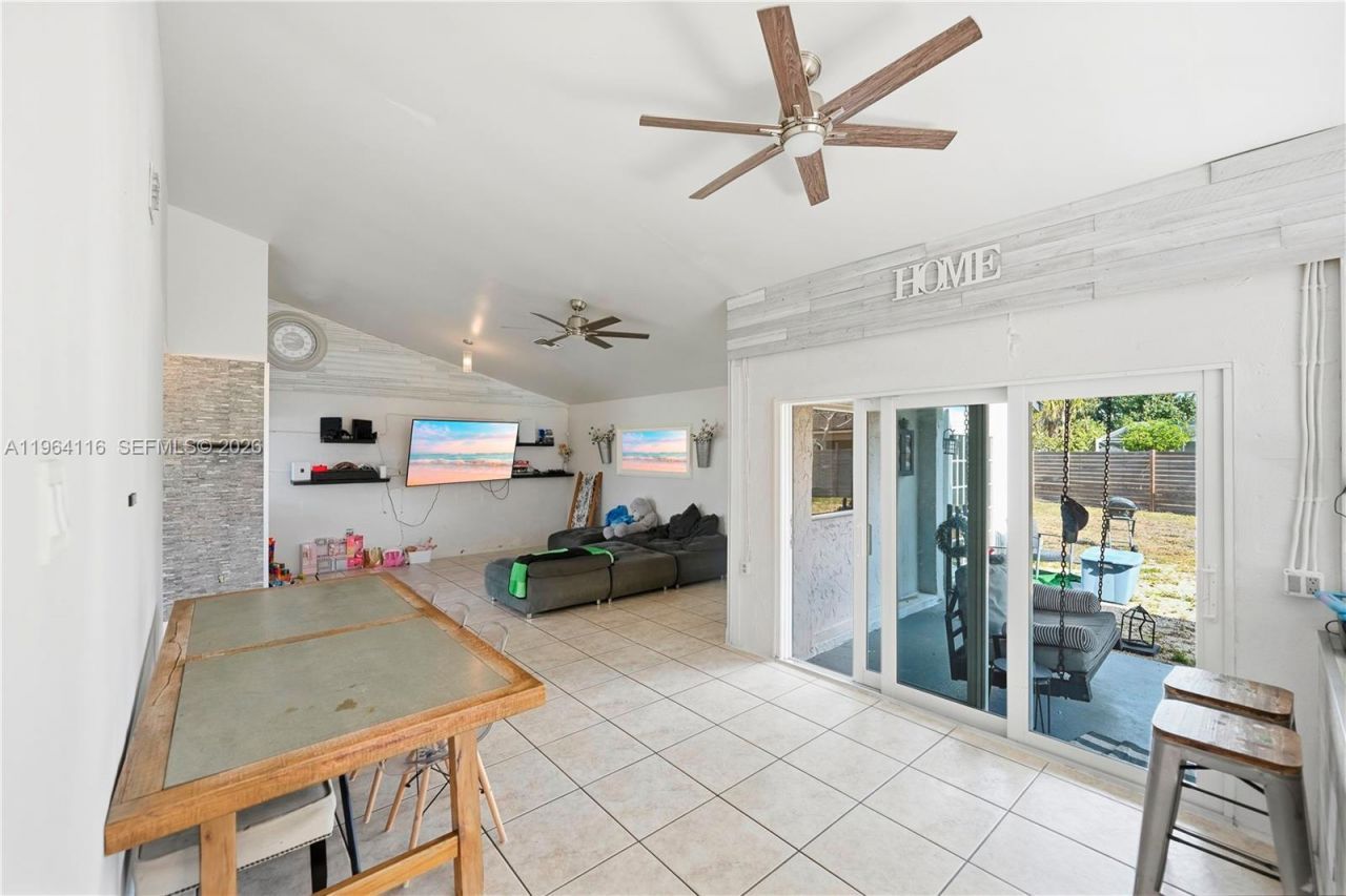 16794 Royal Poinciana Dr, Weston, FL 33326 Photo