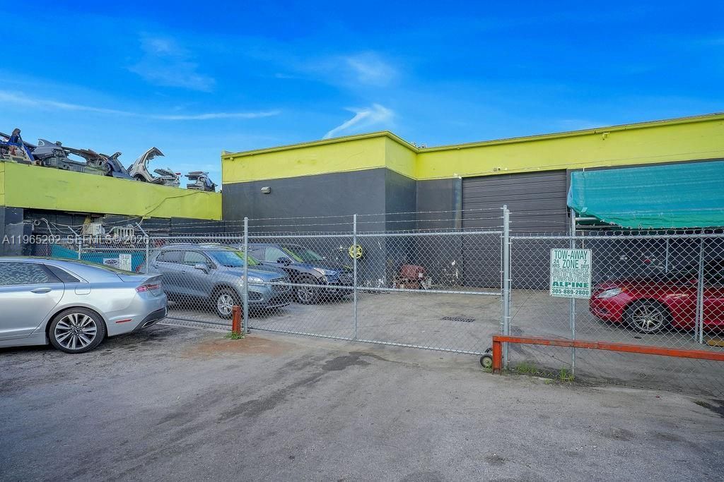Please Call For Address, Hialeah, FL 33013 Photo