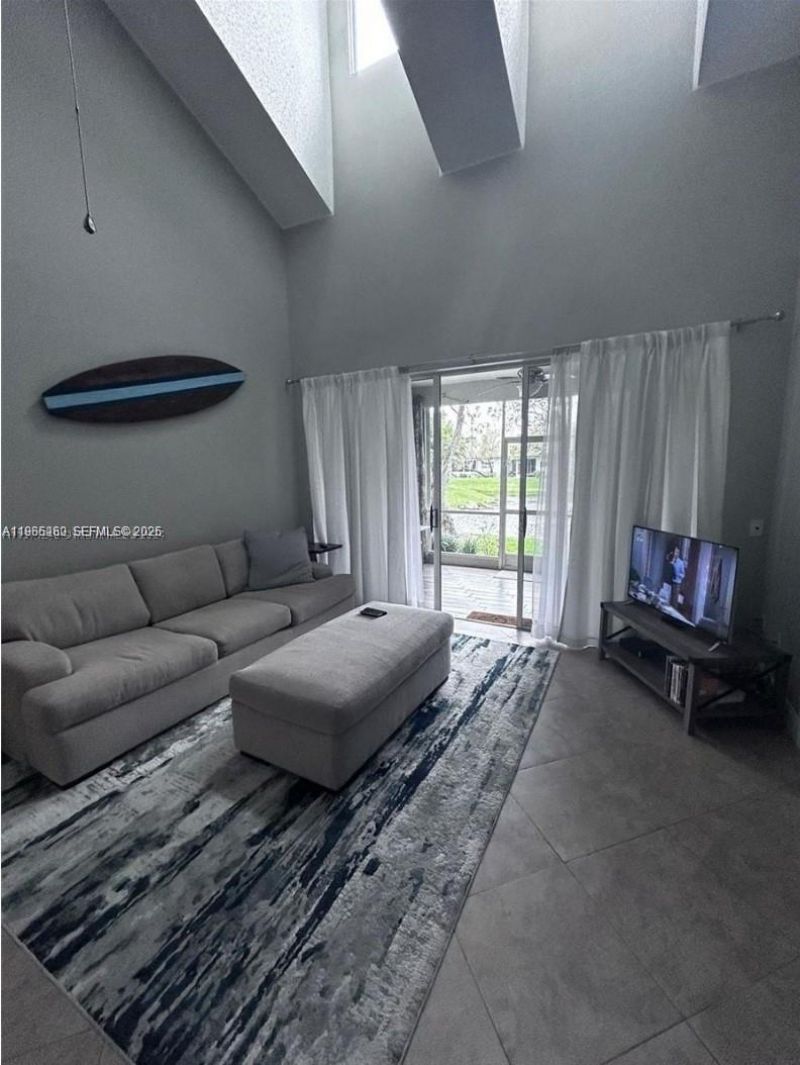 51 N Lakeshore Dr, Unit 51, Hypoluxo, FL 33462 Photo