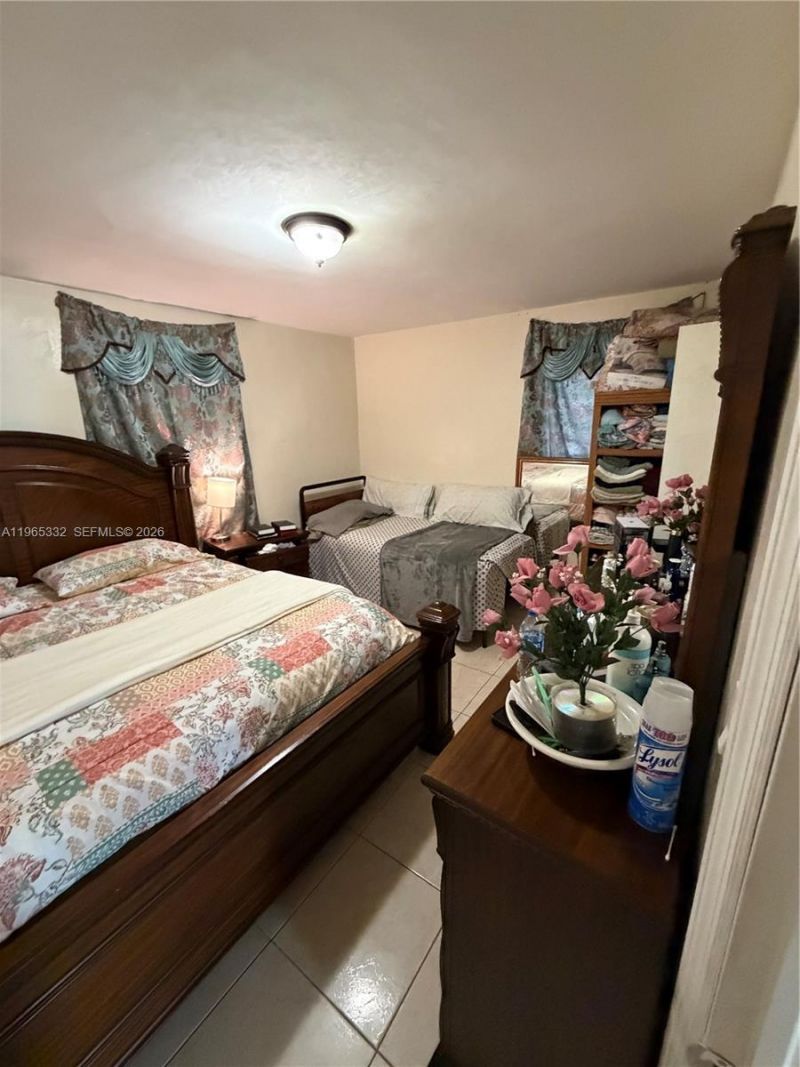 540 NW 119th St, Miami, FL 33168 Photo