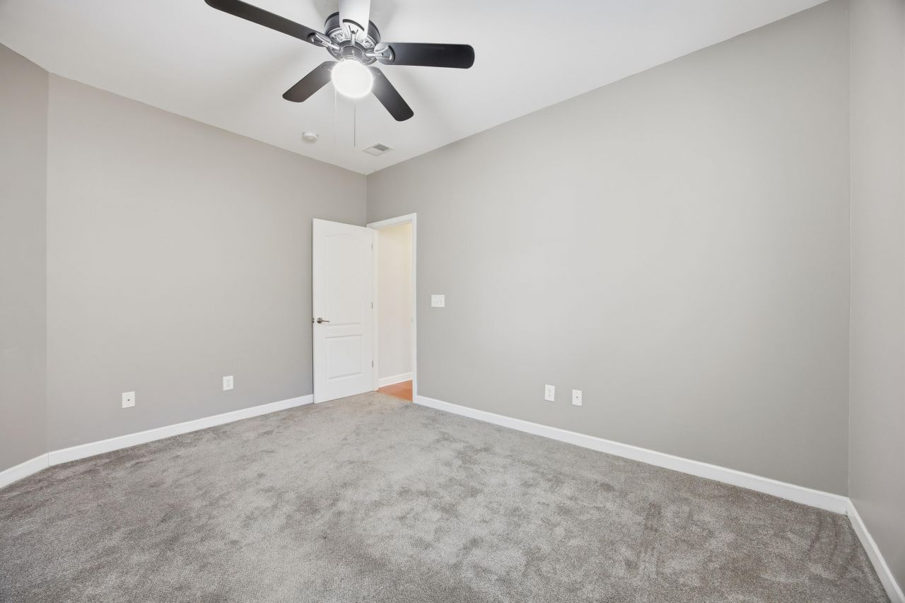 236 Berwick Drive Photo 20