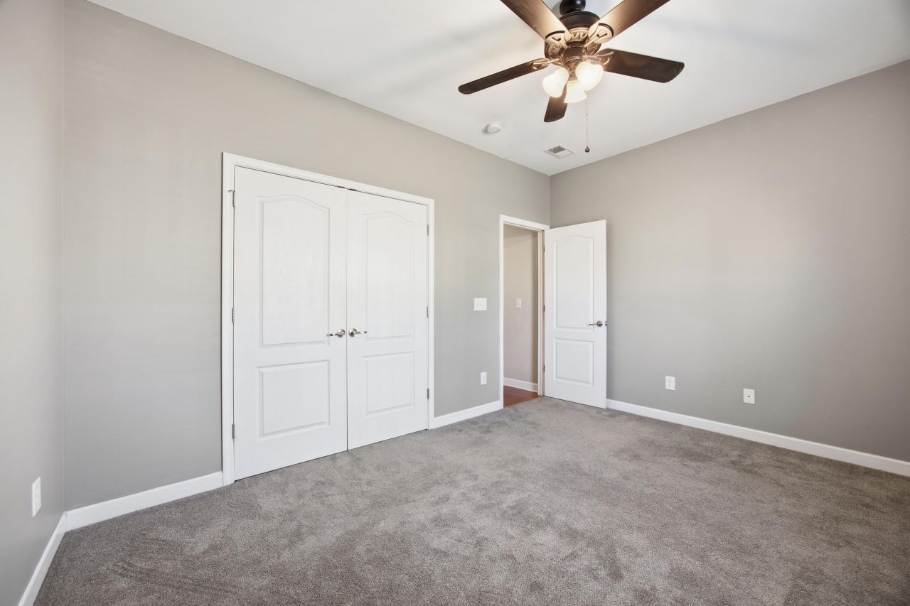 236 Berwick Drive Photo 23