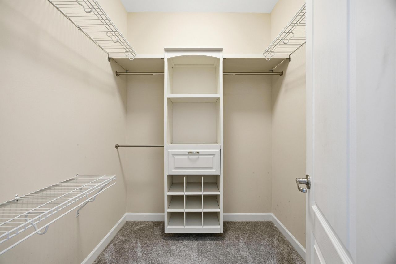 236 Berwick Drive Photo 25