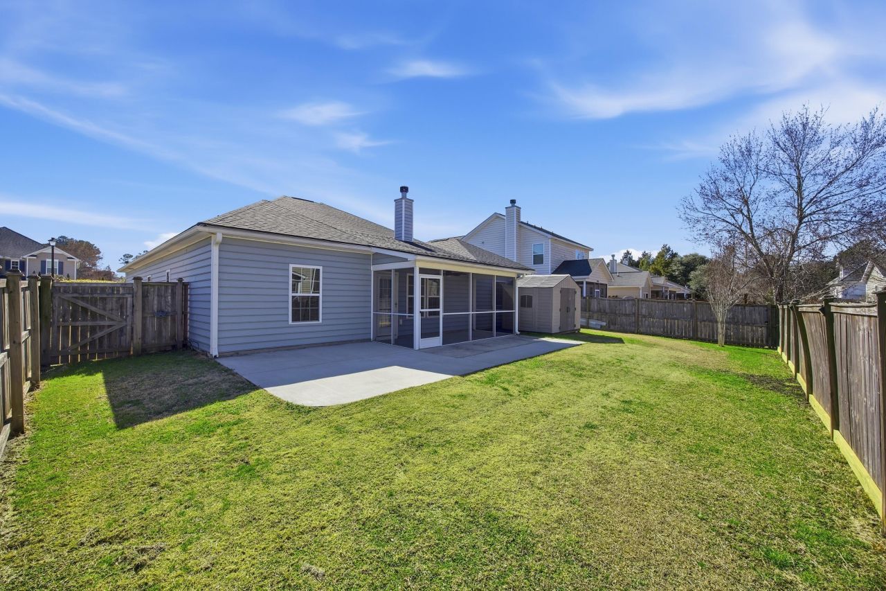 236 Berwick Drive Photo 32