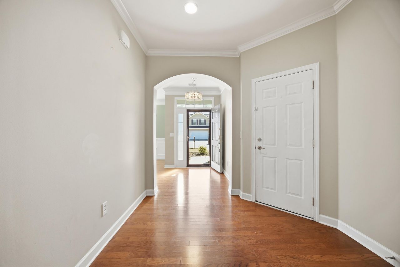 236 Berwick Drive Photo 4