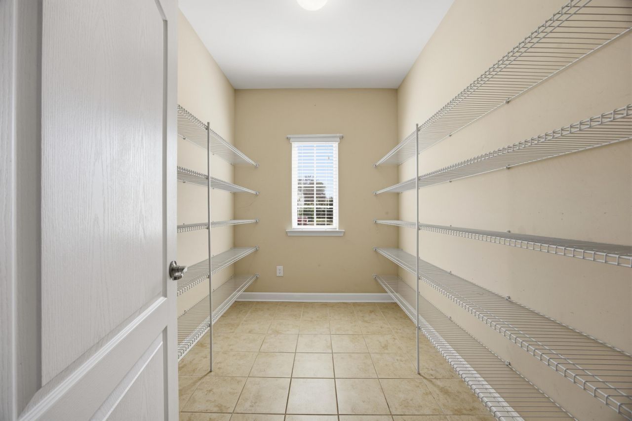 236 Berwick Drive Photo 9