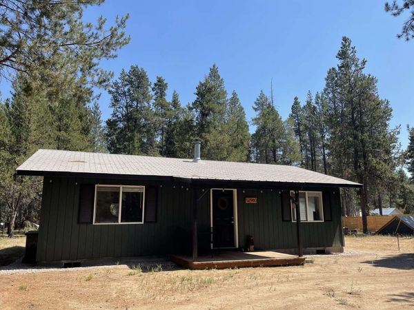 52960 Snow Flake Lane, La Pine, OR 97739
