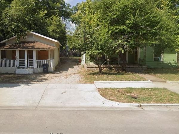 1617 Clinton Avenue, Fort Worth, TX 76164