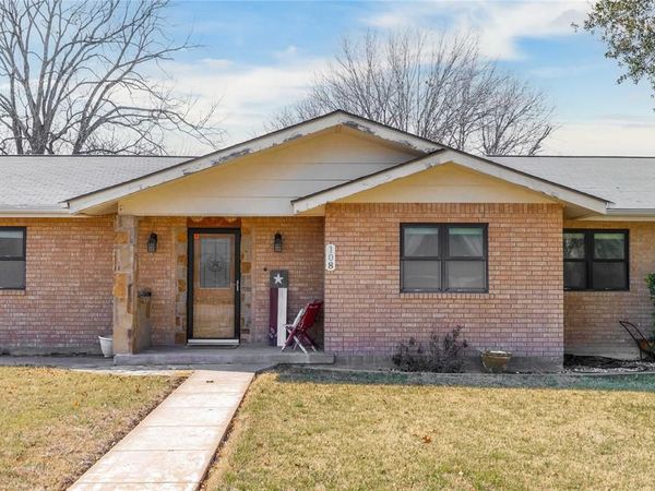 108 S Harkey Street, San Saba, TX 76877