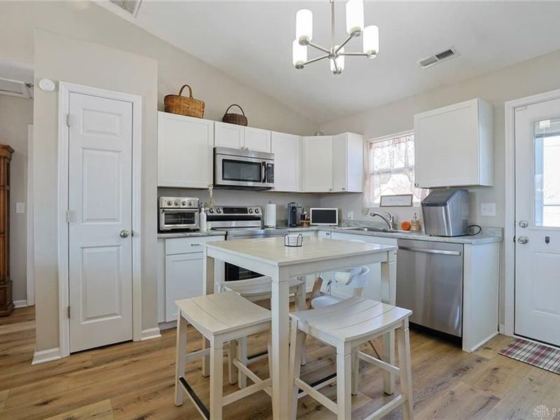 169 Brookmoor Drive, Brookville, OH 45309 Photo 7