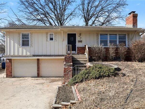 8806 Ford Avenue, Kansas City, MO 64138
