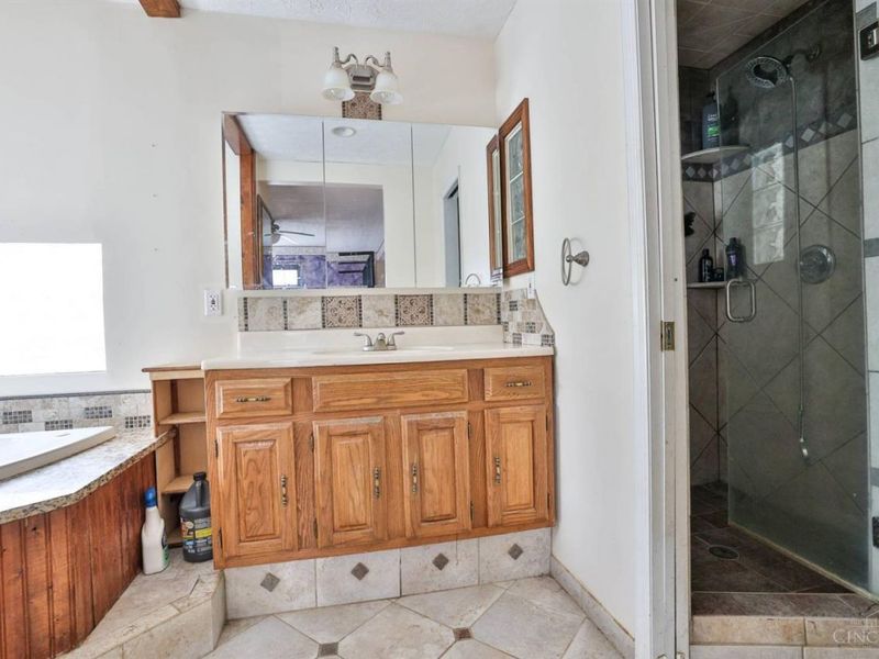 3858 Heritage Oaks Drive, Union Twp, OH 45102 Photo 14