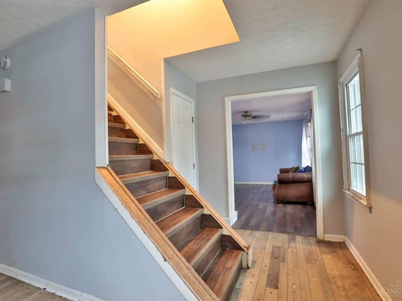 3858 Heritage Oaks Drive, Union Twp, OH 45102 Photo 5