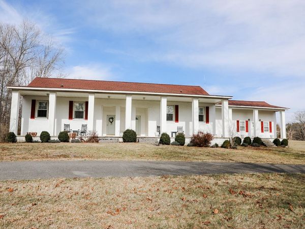 7055 Mooneyham Lonewood Road, Spencer, TN 38585