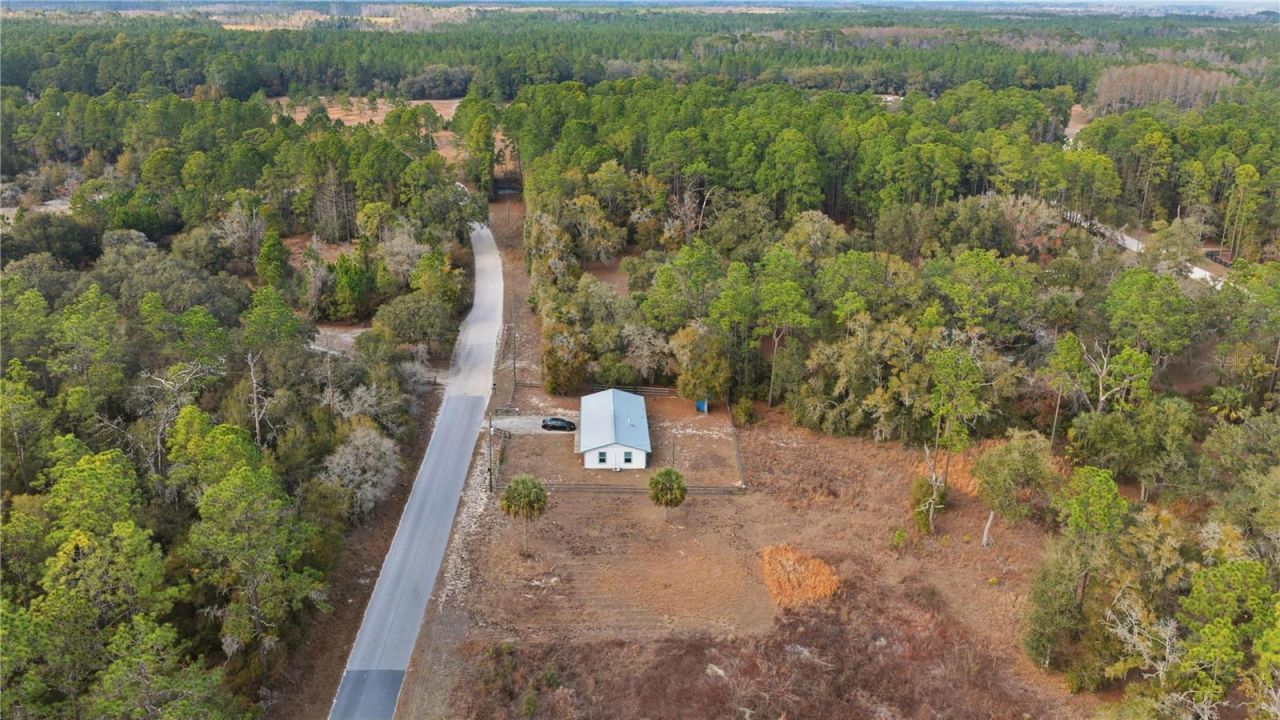 19511 SE 110th Avenue, Inglis, FL 34449 Photo