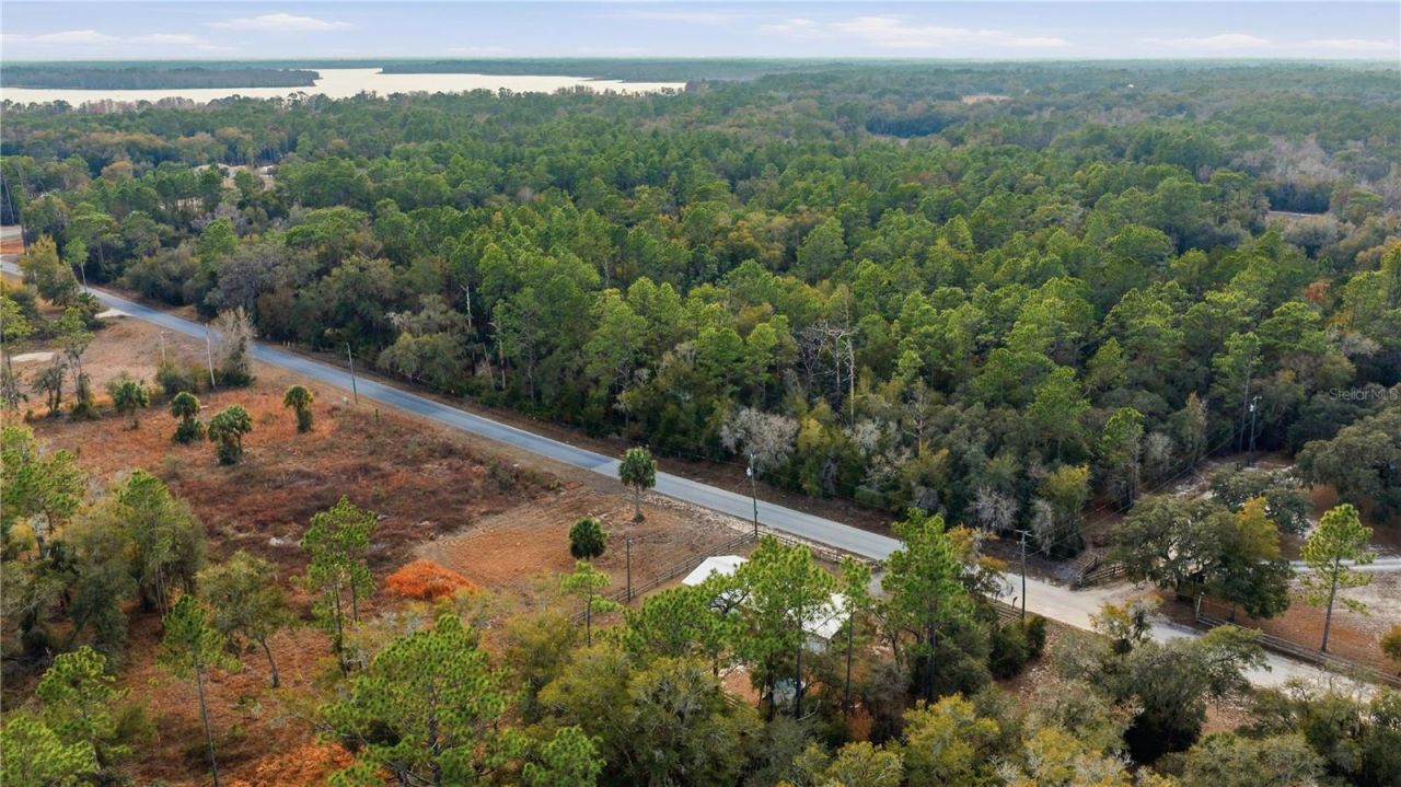 19511 SE 110th Avenue, Inglis, FL 34449 Photo