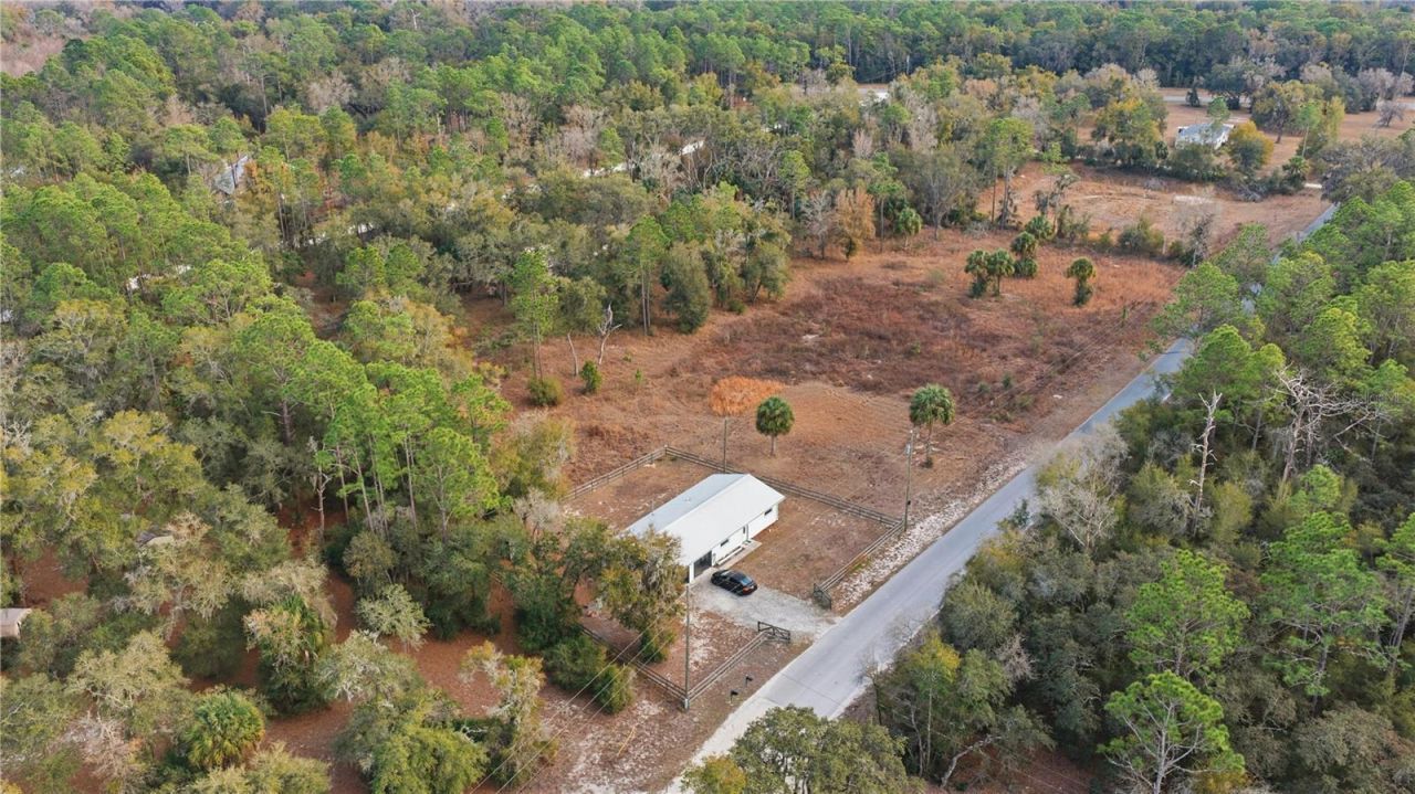 19511 SE 110th Avenue, Inglis, FL 34449 Photo