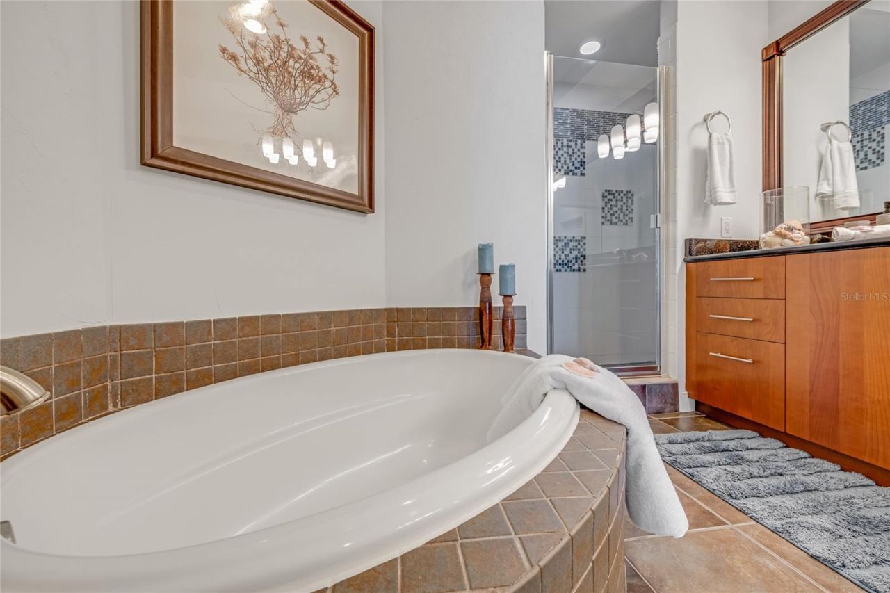 1925 S Atlantic Avenue, Unit 1005, Daytona Beach Shores, FL 32118 Photo