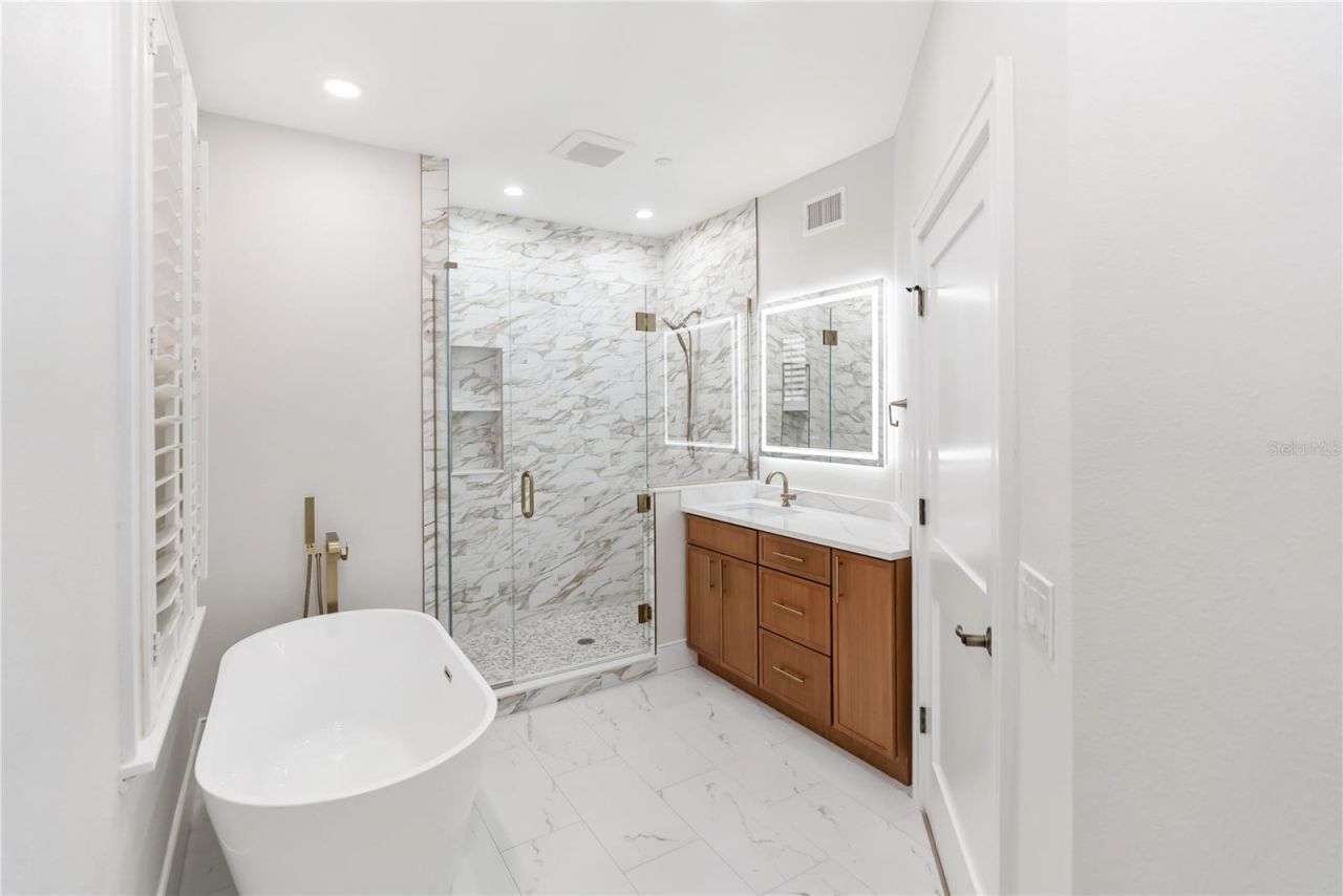 1221 N Palm Avenue, Unit 106/107, Sarasota, FL 34236 Photo