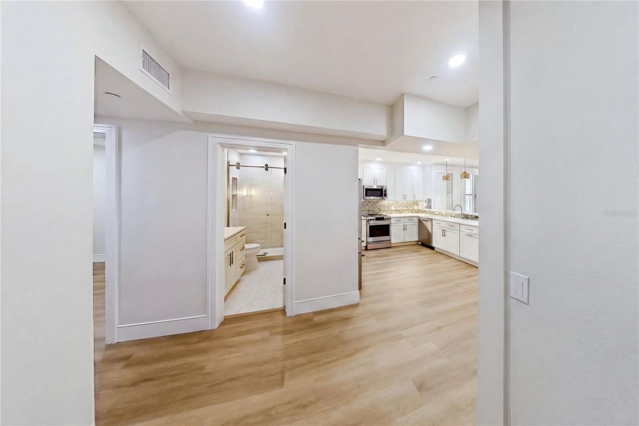 1221 N Palm Avenue, Unit 106/107, Sarasota, FL 34236 Photo