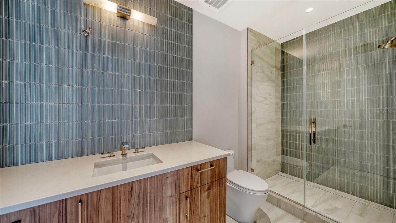 223 Golden Gate Point, Unit 302, Sarasota, FL 34236 Photo
