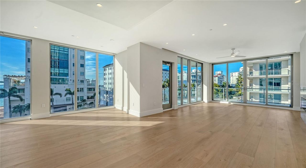 223 Golden Gate Point, Unit 302, Sarasota, FL 34236 Photo