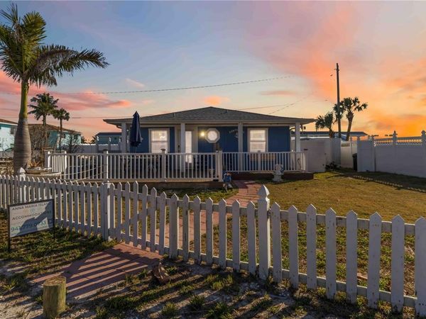 111 9TH STREET N, BRADENTON BEACH, FL 34217